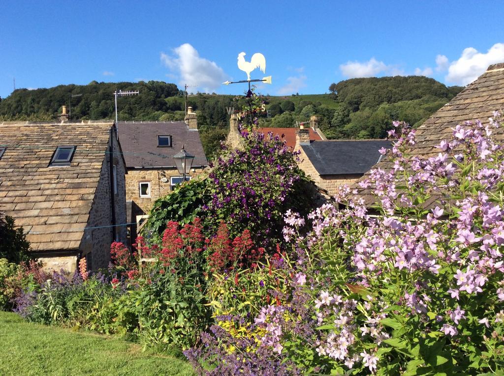 West End Cottage And Shippon Eyam Exterior photo